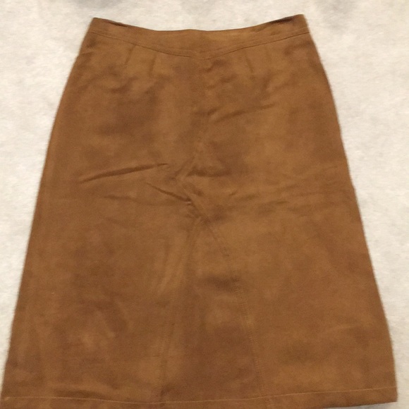 Follies brown suede and leather skirt. - Picture 2 of 6